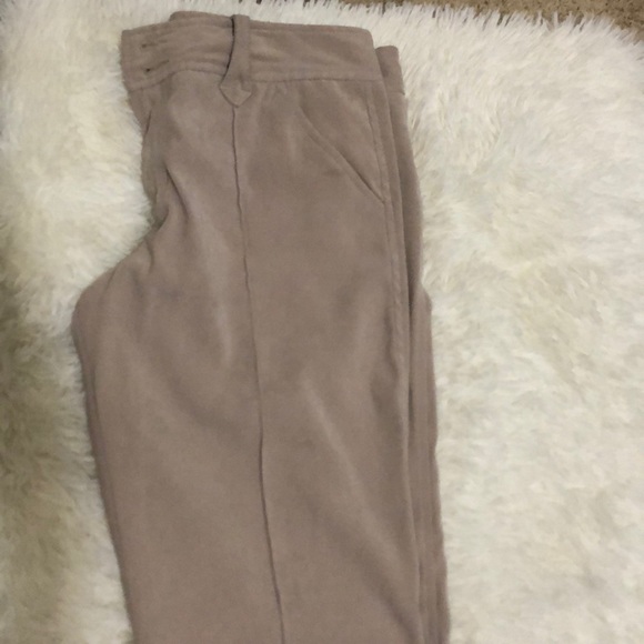 🌺 Faux Suede Pants - Picture 7 of 8